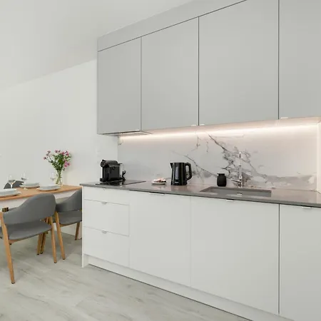 Sea&lake Luxurious With Parking By Renters *