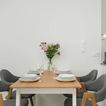 Sea&lake Luxurious With Parking By Renters