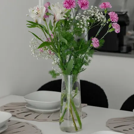 Sea&lake Luxurious With Parking By Renters Apartmán