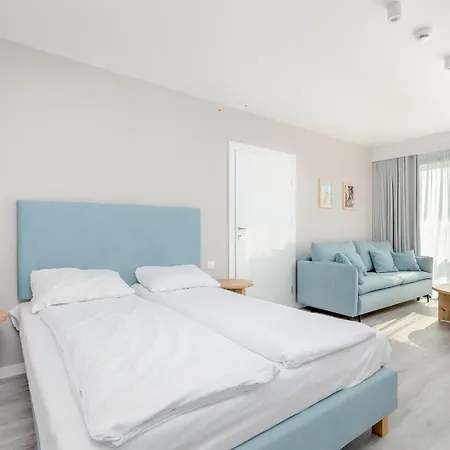 Sea&lake Luxurious With Parking By Renters Apartment *