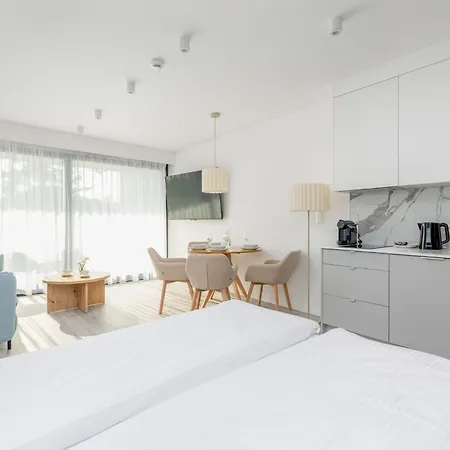 Apartment Sea&lake Luxurious With Parking By Renters *
