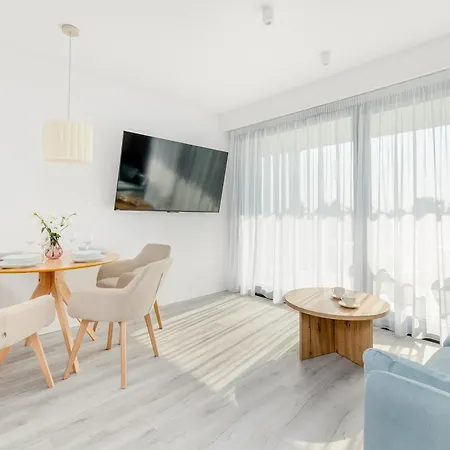 Sea&lake Luxurious With Parking By Renters Apartmán Mielno (Koszalin)